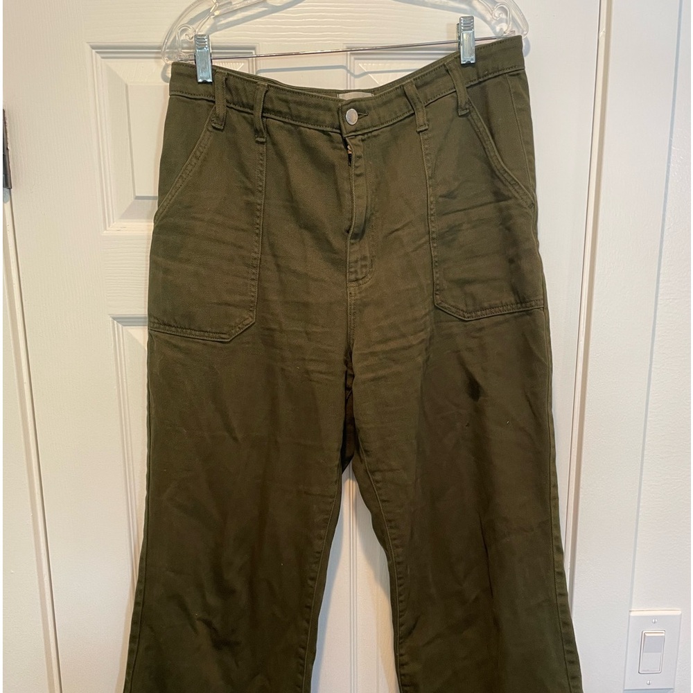 Wide leg pants